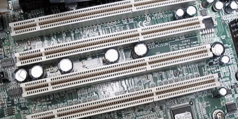 La consolidación de la Interconexión Fotónica de Núcleo (PCI) en Datacenters de Exaescala.