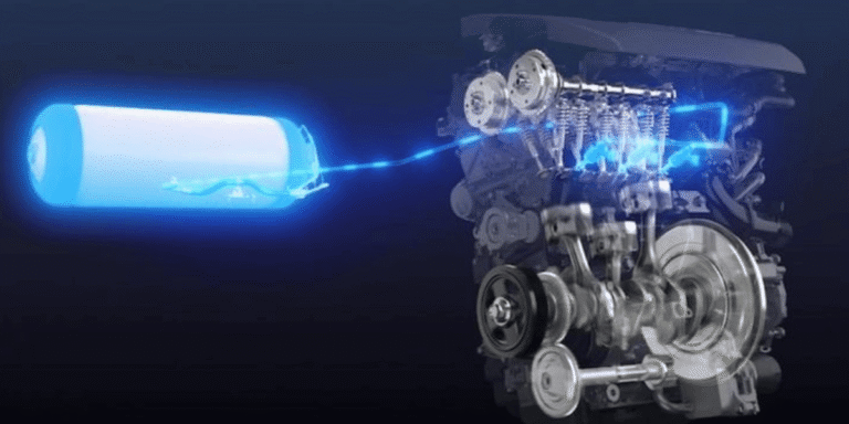 Fabricantes Automotrices Apuestan Definitivamente por los E-Fuels tras Demostrar su Viabilidad Económica y Ecológica a Escala Industrial.