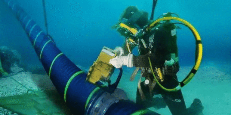 Bruselas Exige Estándares Supremos de Ciberseguridad a los Operadores de Cables Submarinos.