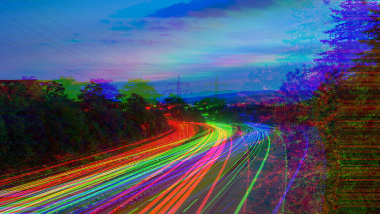 La autopista es un catalizador para la innovación tecnológica. Su acto más radical podría ser reducir la velocidad